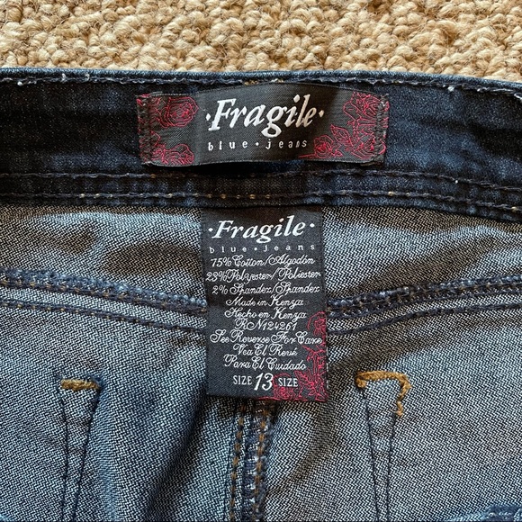 Juniors Fragile Jeans - Picture 2 of 6